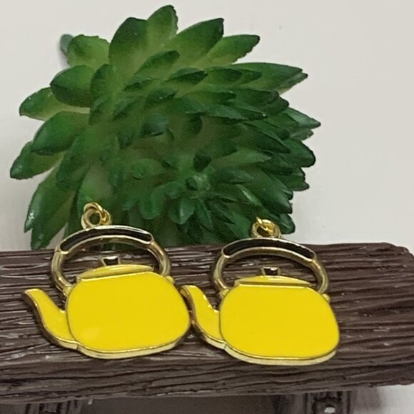 Teapot Earrings, Tea Kettle Earrings, Tea Earring, Tea Jewelry, Gift Idea, Drink - Picture 2 of 7